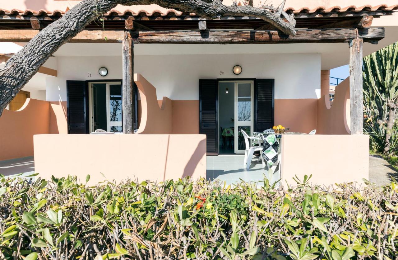 Residence Esmeraldo Capo Vaticano Exterior foto