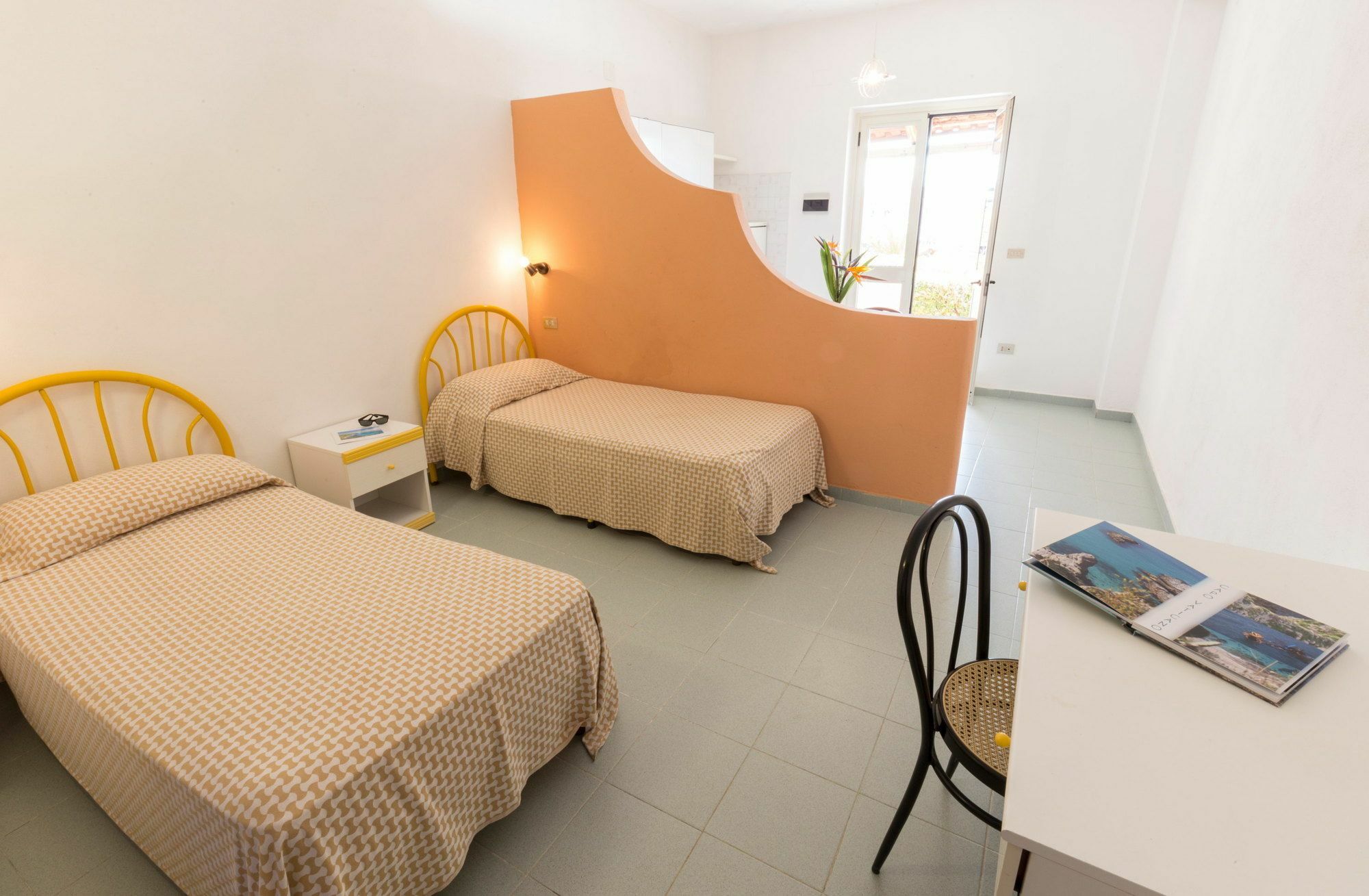 Residence Esmeraldo Capo Vaticano Exterior foto
