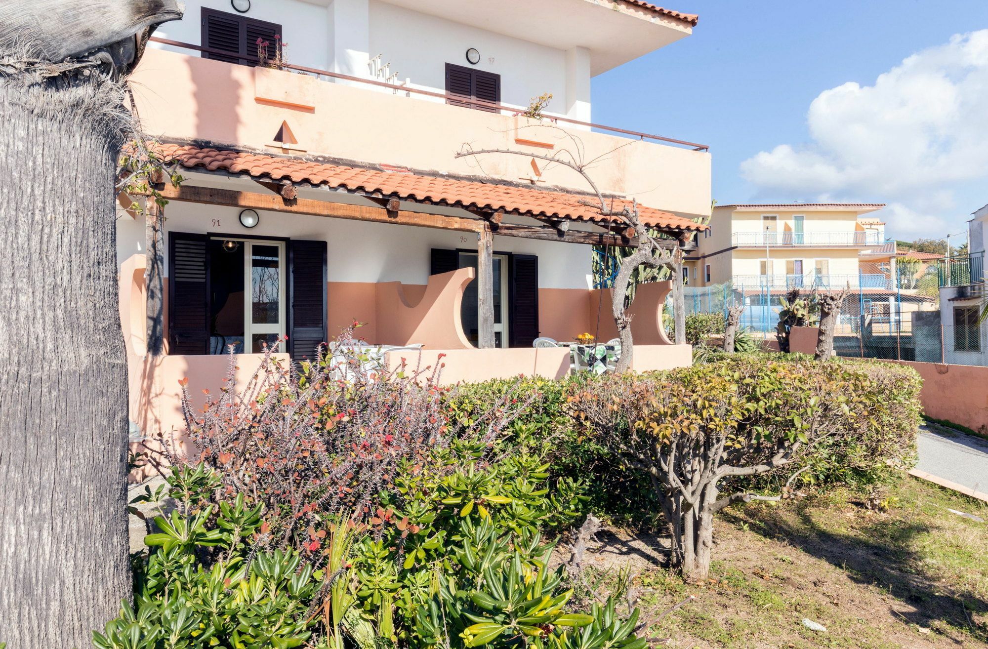 Residence Esmeraldo Capo Vaticano Exterior foto